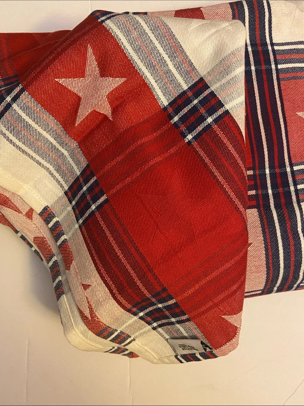 Pampered Chef Patriotic Star Plaid Tablecloth & 6 Мatching Napkins Set